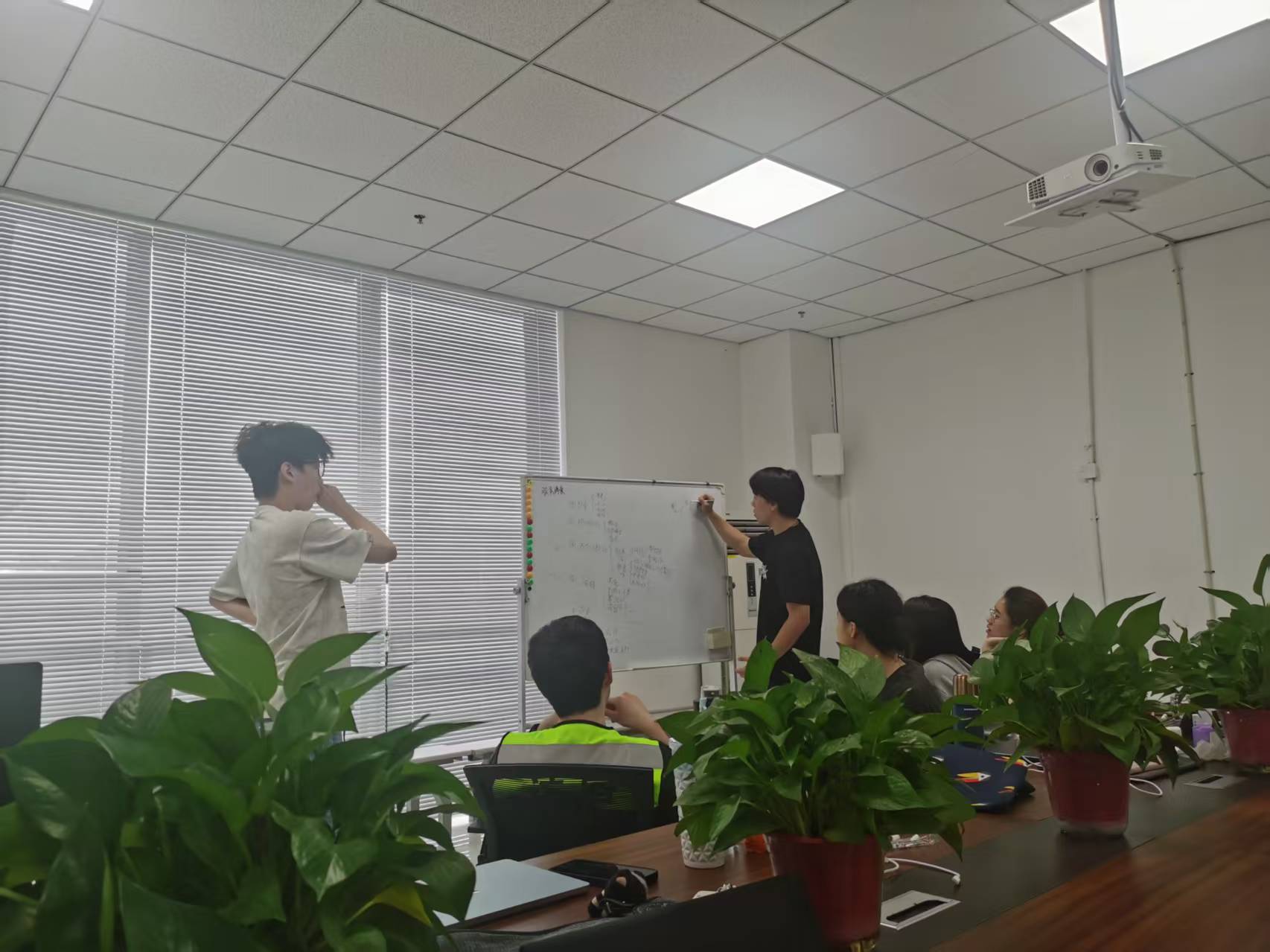 微信图片_20260818233110_220_66.jpg